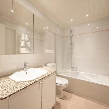 In Near アパート