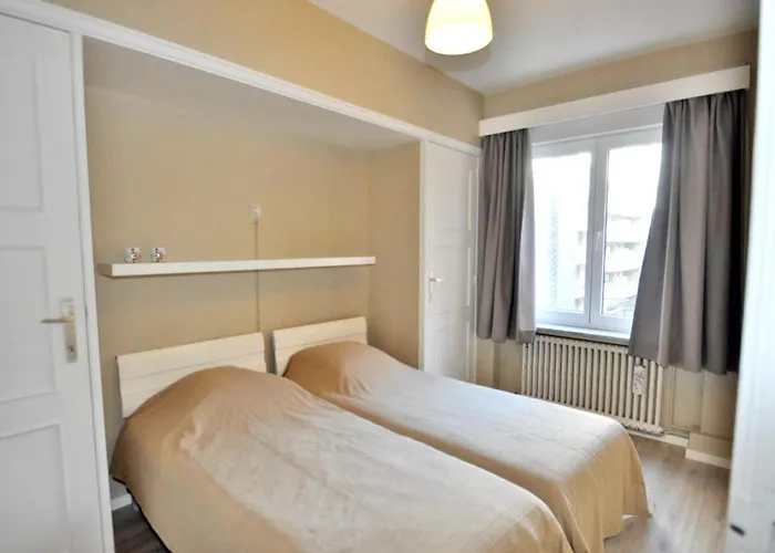 In Near * קנוקה-הייסט