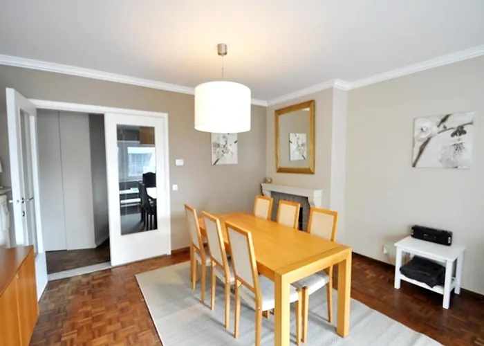 In Near דירה קנוקה-הייסט